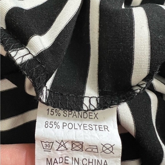 Rephyllis Black & White Striped Bodycon Dress - Size M - Picture 9 of 9